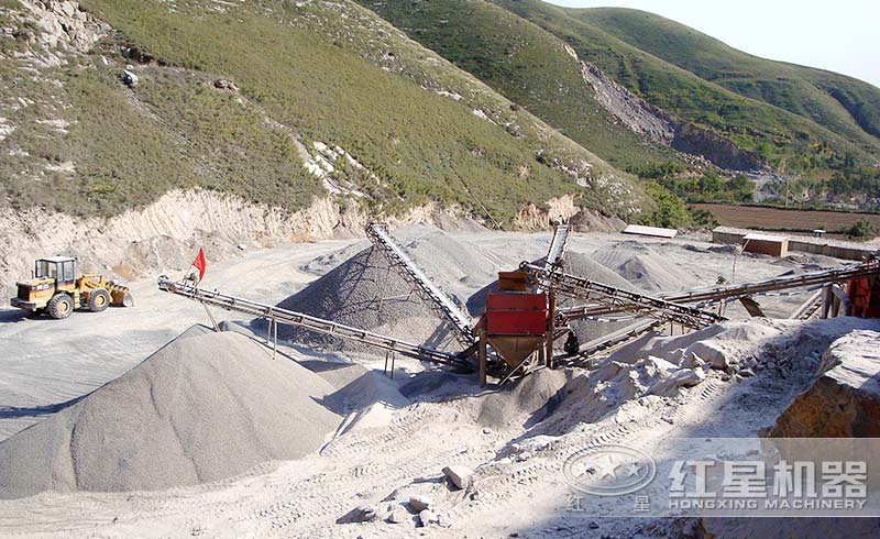 每小时产料50吨左右的小型制砂机需要多少钱