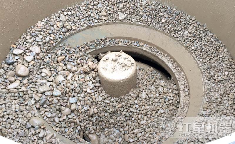 时产200吨石料破碎整形机—石子美不美，全靠制砂机“一张嘴”