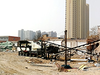 城市建筑拆迁物料破碎机设备-自由移动，“速战速决”